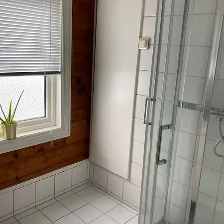 Lägenhet I Med Parkering-naer Sentrum ,4 Soverom *