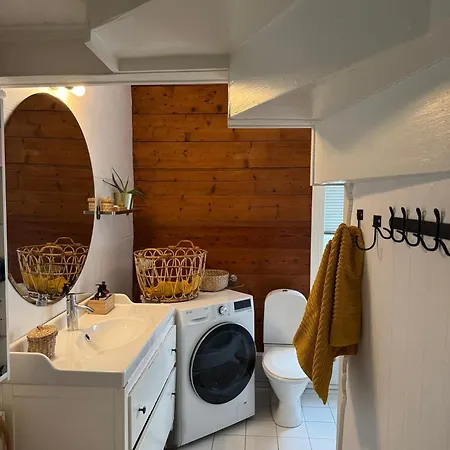 Apartmán I Med Parkering-naer Sentrum ,4 Soverom